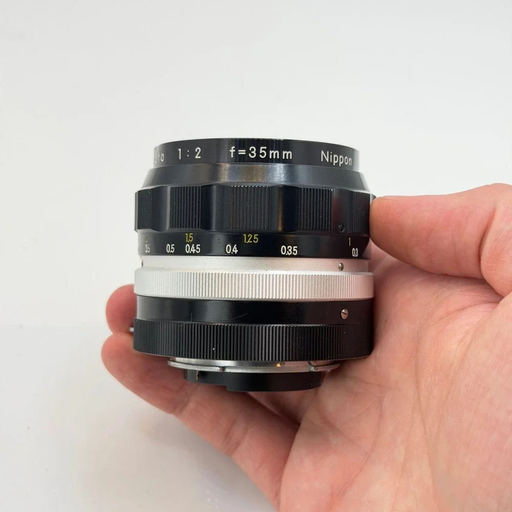 MINT Nippon Kogaku Nikkor-O Auto 35mm f2 Wide Angle Lens NON AI Nikon F Mount